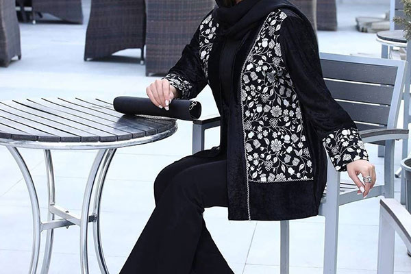 مانتو سوزن دوزی