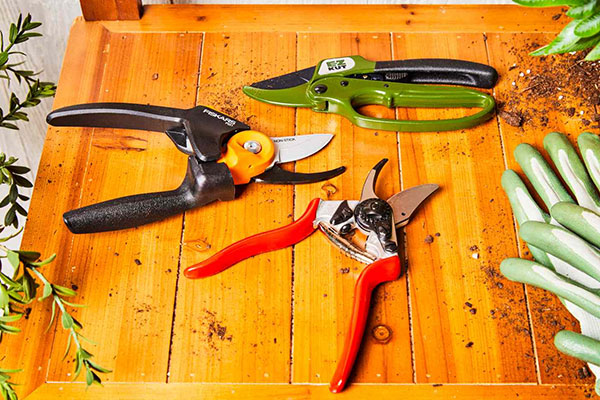 تفاوت قیچی‌های خانگی، صنعتی و حرفه‌ای در چیست؟